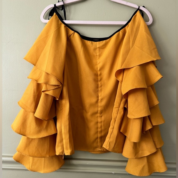 Mustard & Black Tie-Up Sleeve Blouse - Picture 4 of 7